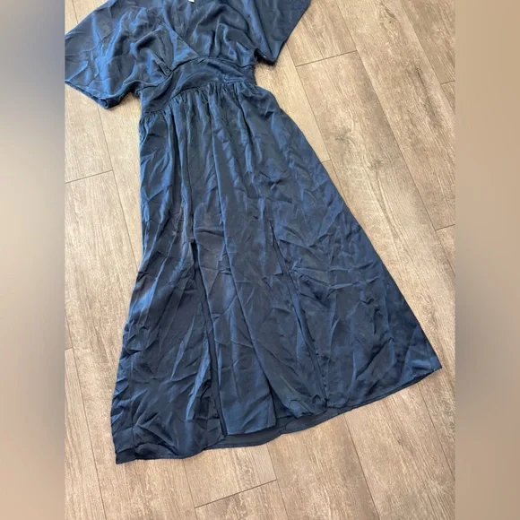 Chelsea28 Deep Blue Midi Dress - Picture 6 of 12